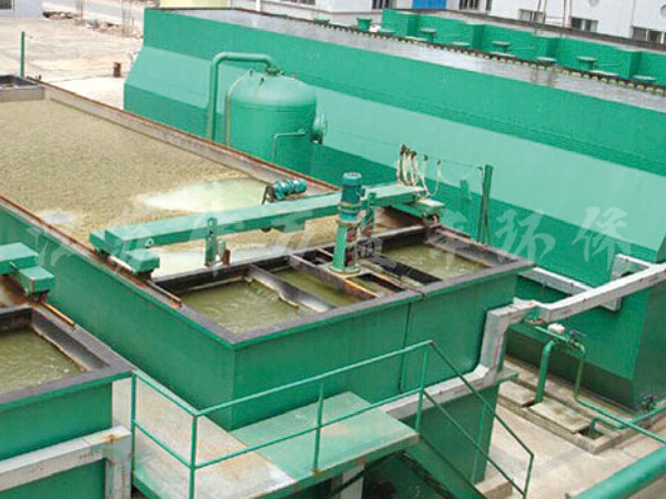 ���̰���