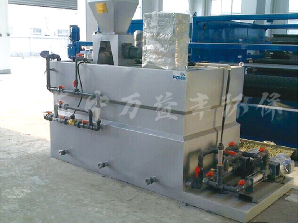 ���̰���