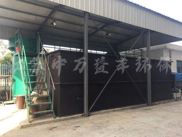 ���̰���