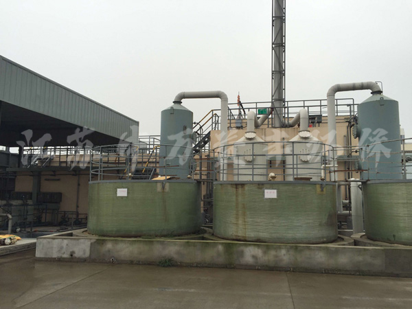 ���̰���