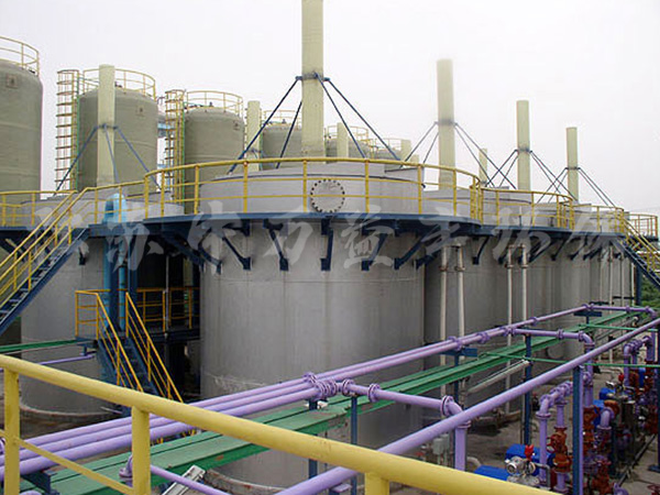 ���̰���